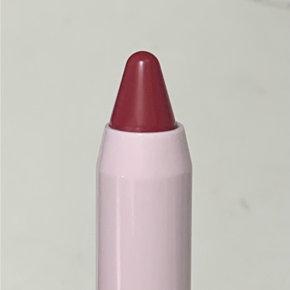 2X - DOLL 10 LET GO warm cranberry lip crayon lipstick - Picture 2 of 3